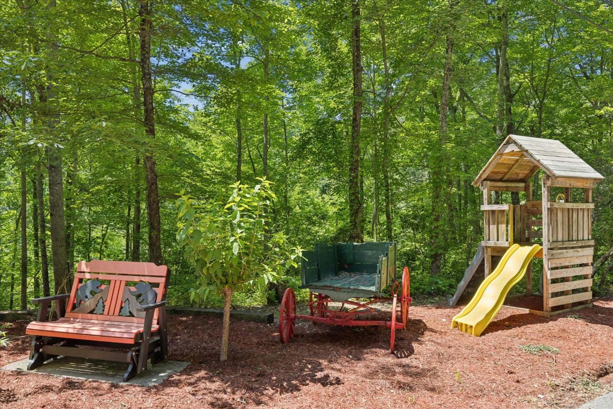 Southern Oak At Chalet Village - 5 Minutes From Gatlinburg And National Park Exterior foto